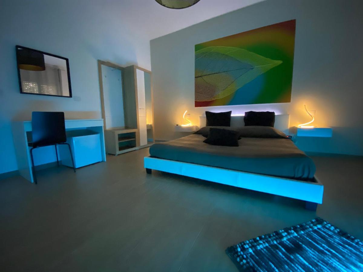 B&B La Perla & Suites บารี ภายนอก รูปภาพ