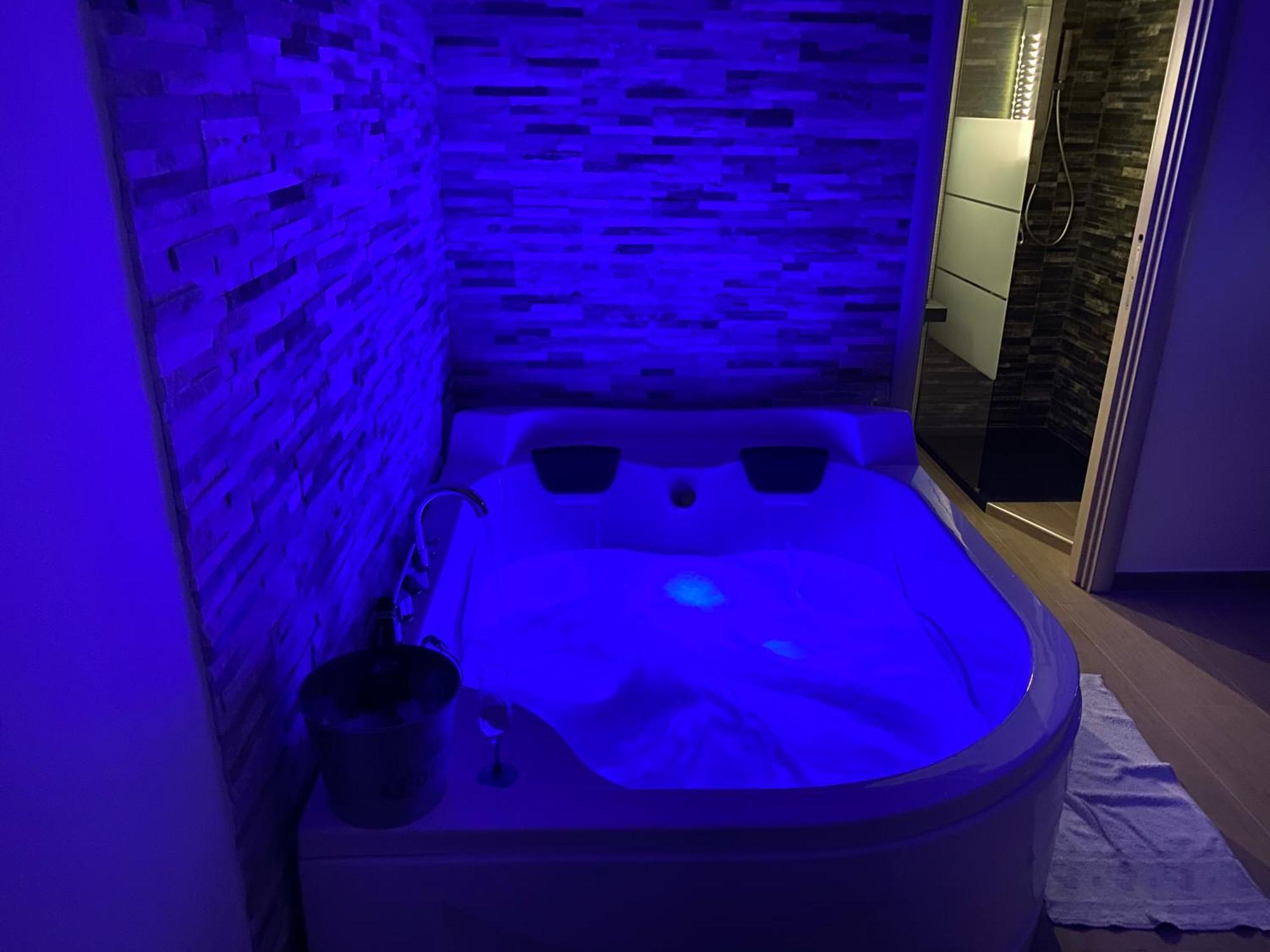 B&B La Perla & Suites บารี ภายนอก รูปภาพ